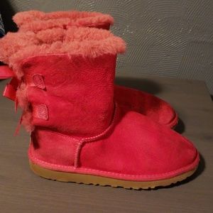 Ugg pink bow boots